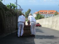 Los geht´s den Berg hinunter