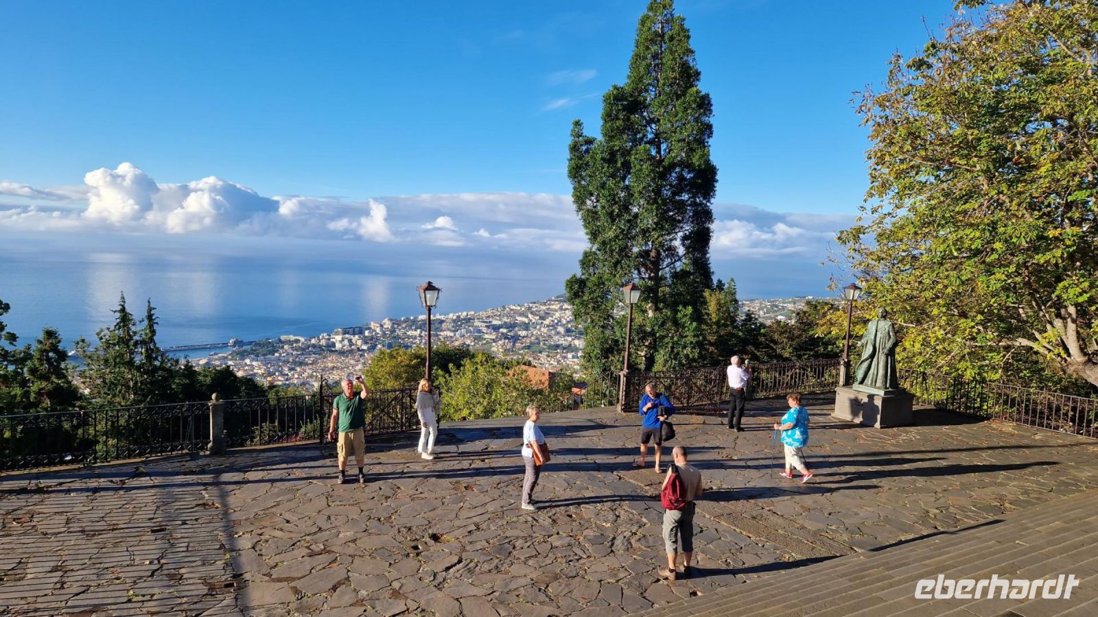 7-3_Monte Vorplatz Kathedrale.jpg