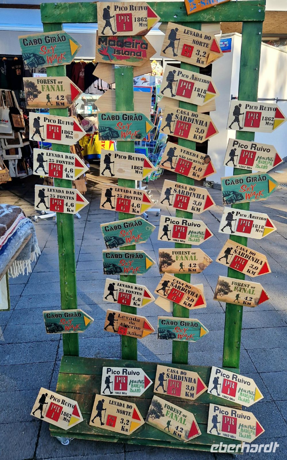 6-2_viele Wanderwege.jpg