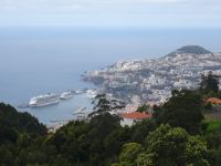 Quinta do Palheiro mit Blick auf den Hafen von Funchal 