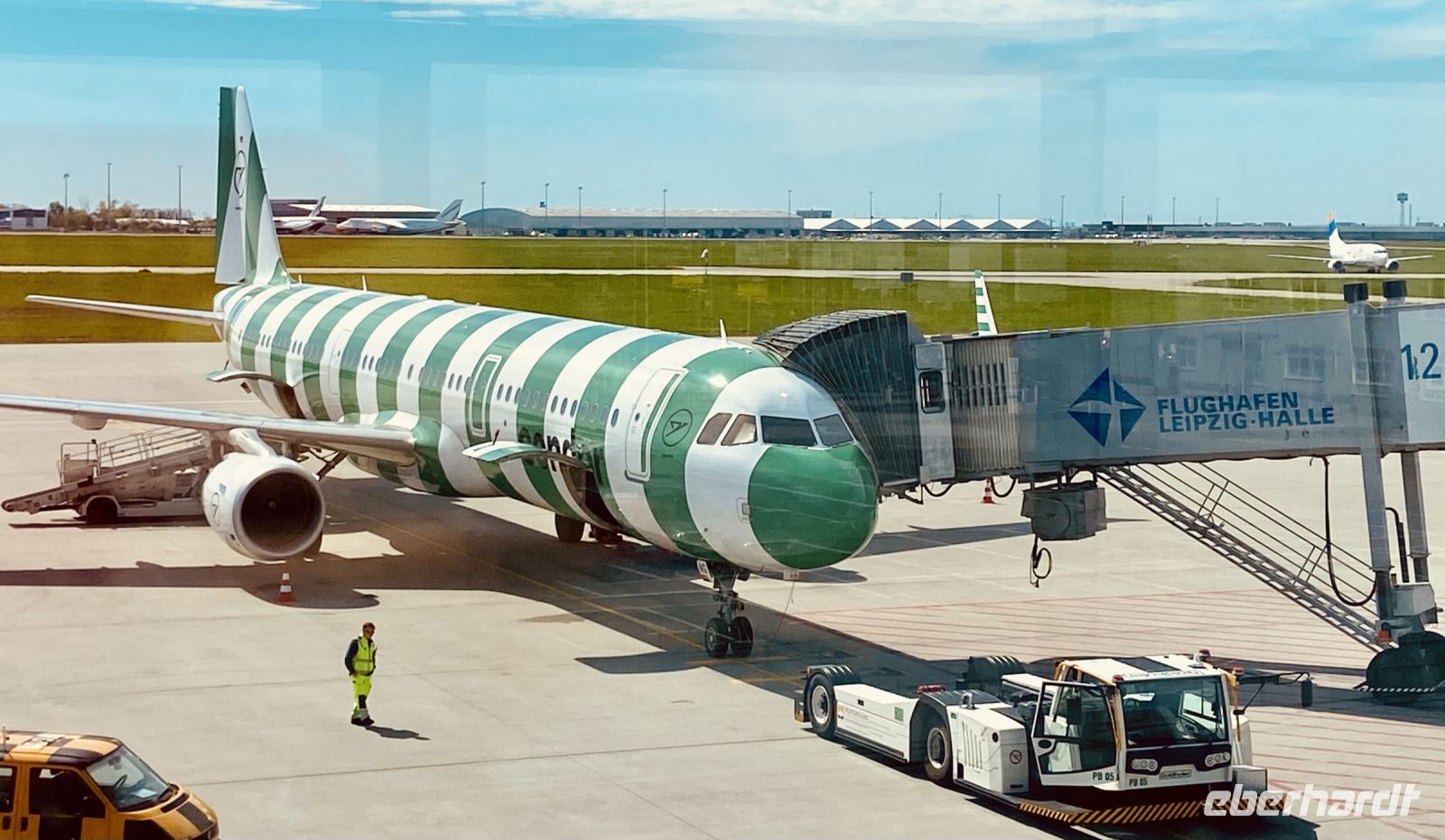 Unsere Condor-Maschine war fröhlich geringelt