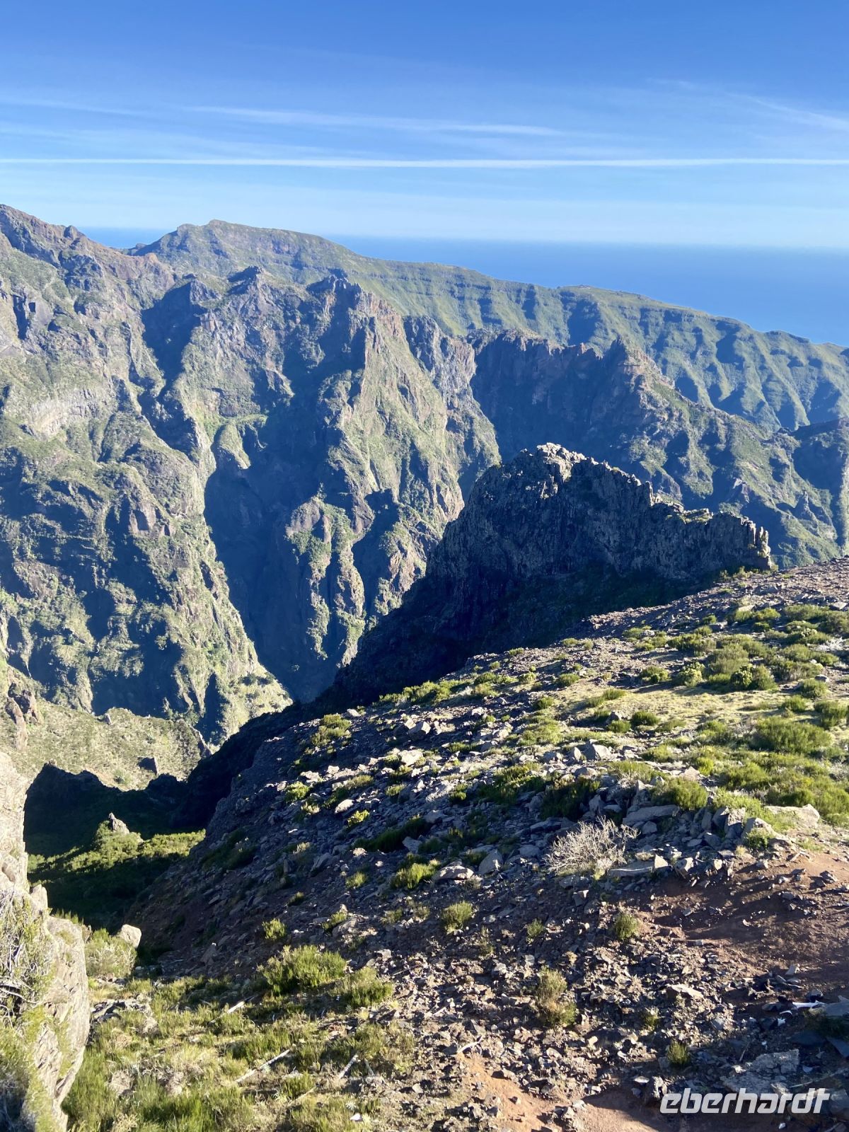 Blick in die zerklüfteten Berge