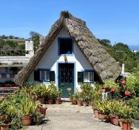 Strohgedecktes Haus in Santana