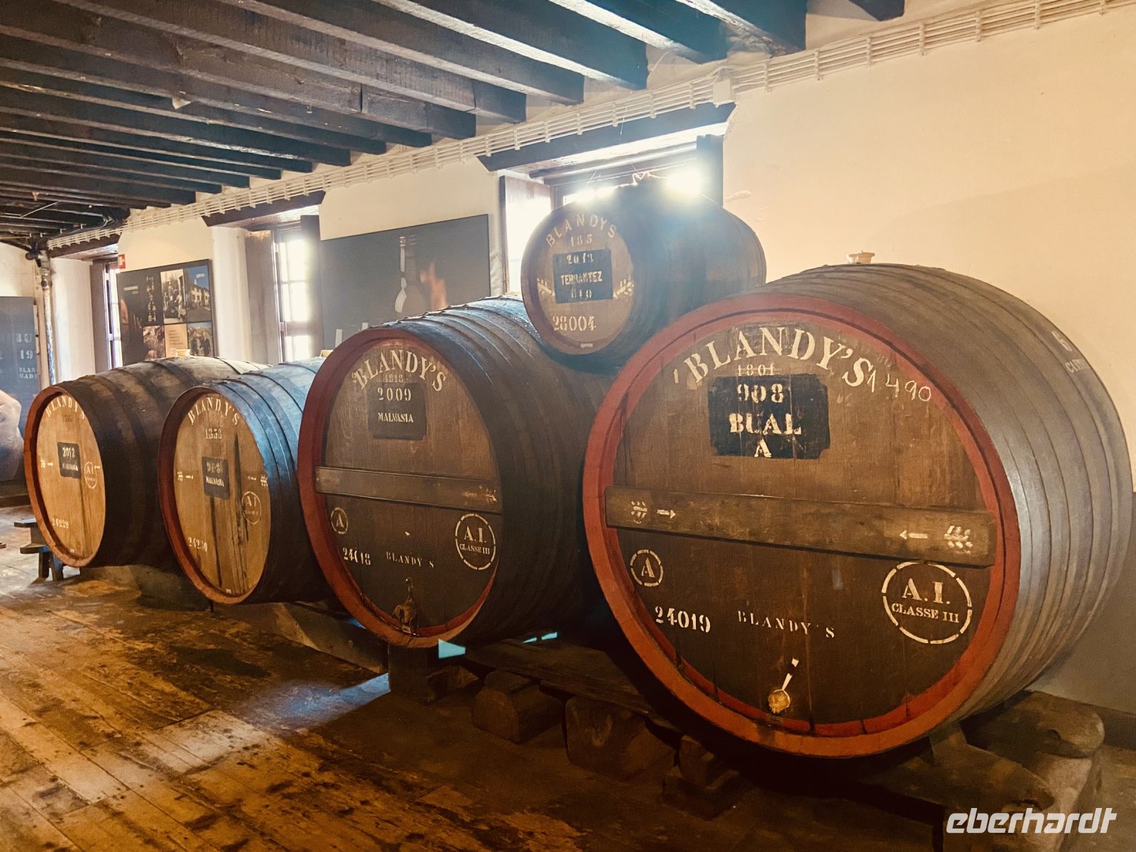 Fässer mit verschiedenen Geschmacksrichtungen 