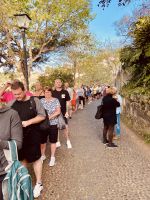 Zwei Stunden Wartezeit…