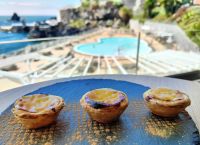 Pasteis de Nata, kleine Süßigkeit, typisch Portugal &ndash; &copy; Simone Willner (Eberhardt TRAVEL)