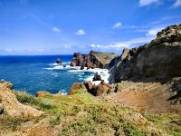 Blick von Pontal do Rosto, ein wenig wie an den Cliffs of Mohair in Irland &ndash; &copy; Simone Willner (Eberhardt TRAVEL)