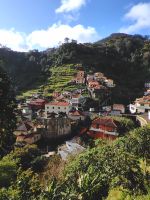 Blick auf die Terrassen und Häuser, Levada dos Marocos &ndash; &copy; Simone Willner (Eberhardt TRAVEL)