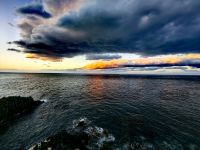 Dicke Wolken hängen heute über dem Atlantik am Morgen &ndash; &copy; Simone Willner (Eberhardt TRAVEL)