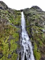 An diesem Wasserfall seilen sich doch wirklich gerade drei Spanier ab!!! &ndash; &copy; Simone Willner (Eberhardt TRAVEL)