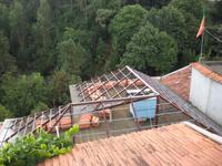 Bei der Wanderung an der Levada da Serra do Faial