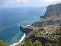 Aussichtspunkt an der Küstenstraße bei Faial