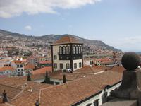 Blick von der College Kirche über die Dächer von Funchal