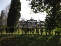 Das Herrenhaus in Blandy's Garten