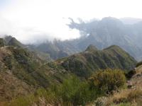 Blick vom Lombo do Mouro über die Berglandschaft von Madeira
