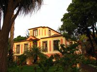 Herrenhaus im hoteleigenen botanischen Garten