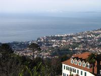 Blick auf Funchal von Monte aus gesehen