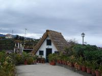 Strohgedecktes Haus in Santana