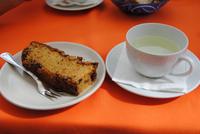 Esmeraldas Zitronentee und Walnußkuchen