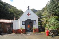Kleine Kapelle an der Forellenzuchtanlage am Ribeiro Frio