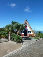 Santana-typisches Strohdachhaus