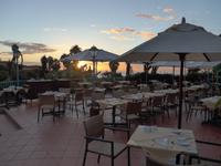 Madeira, Sonnenaufgang in Canico, Frühstücksterrasse