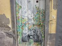 künstvoll gestaltete Türen in der Altstadt