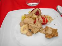 Schokoladenfondue mit Früchten