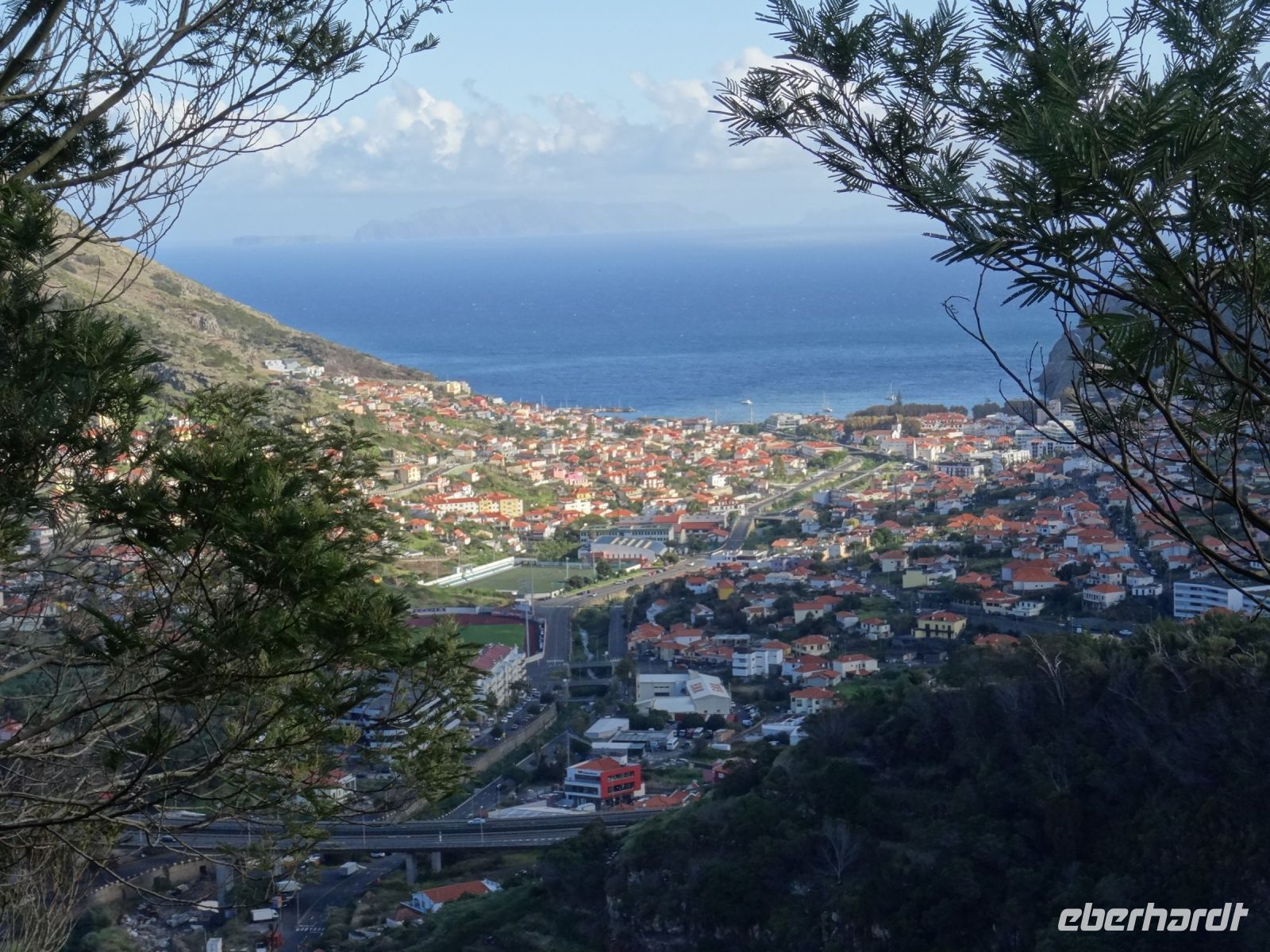 Levada Wanderung - herrlicher Blick auf die Bucht von Machico