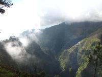 wolkenverhangener Blick vom Encumeada-Pass