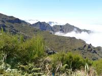 vom Pico Ruivo-höchste Berg Madeira-zum Achada do Teixeira