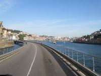 Einfahrt in die Stadt Porto