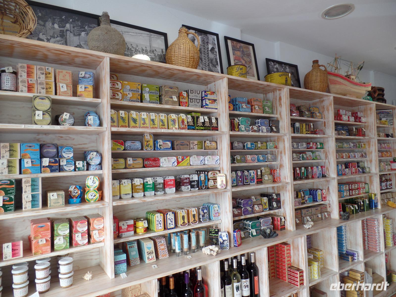 Singlereise Portugal _ Fischkonservenladen in Portimao