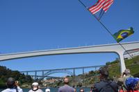 Douroflussfahrt mit Blick auf die Brücken