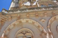 Detailarbeiten der Fassade des Palast von Bussaco