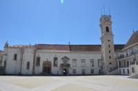 Blick auf die Kapelle und die Bibliothek von Coimbra 