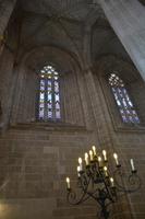 Glasfenster des Klosters von Batalha