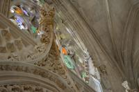 Glasfenster und Ornamente in der Capela do Fundador