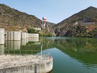 Portugal, Douro Kreuzfahrt, Schleusenausfahrt