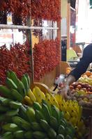 Obststand in der Markthalle von Funchal