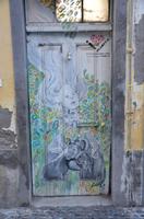 Türen in der Rua de Santa Maria