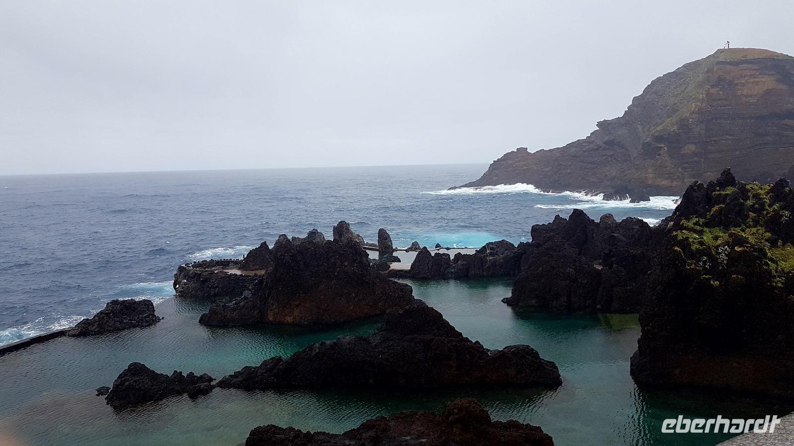 Meeresschwimmbecken in Porto Moniz