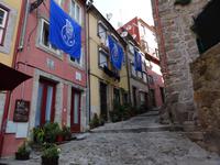 Porto - Bummel von der Kathedrale hinab zum Börsenplatz