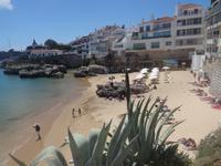 Stadtbummel durch Cascais, kleiner süßer Strand