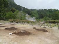 Erdöfen am Lagoa das Furnas