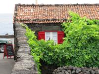 typ. Häuser aus Lavagestein