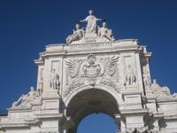 Stadtrundgang Lissabon - Triumphbogen Arco da Rua Augusta am Handelsplatz Praca do Comercio 