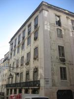 Stadtrundgang Lissabon - dieses Gebäude wartet auf einen Investor