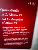 Schild im Gefängniszimmer