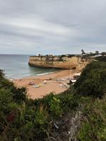 Bucht vor dem Hotel in der  Algarve